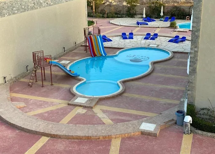 Apartmanhotel Cecelia 3*